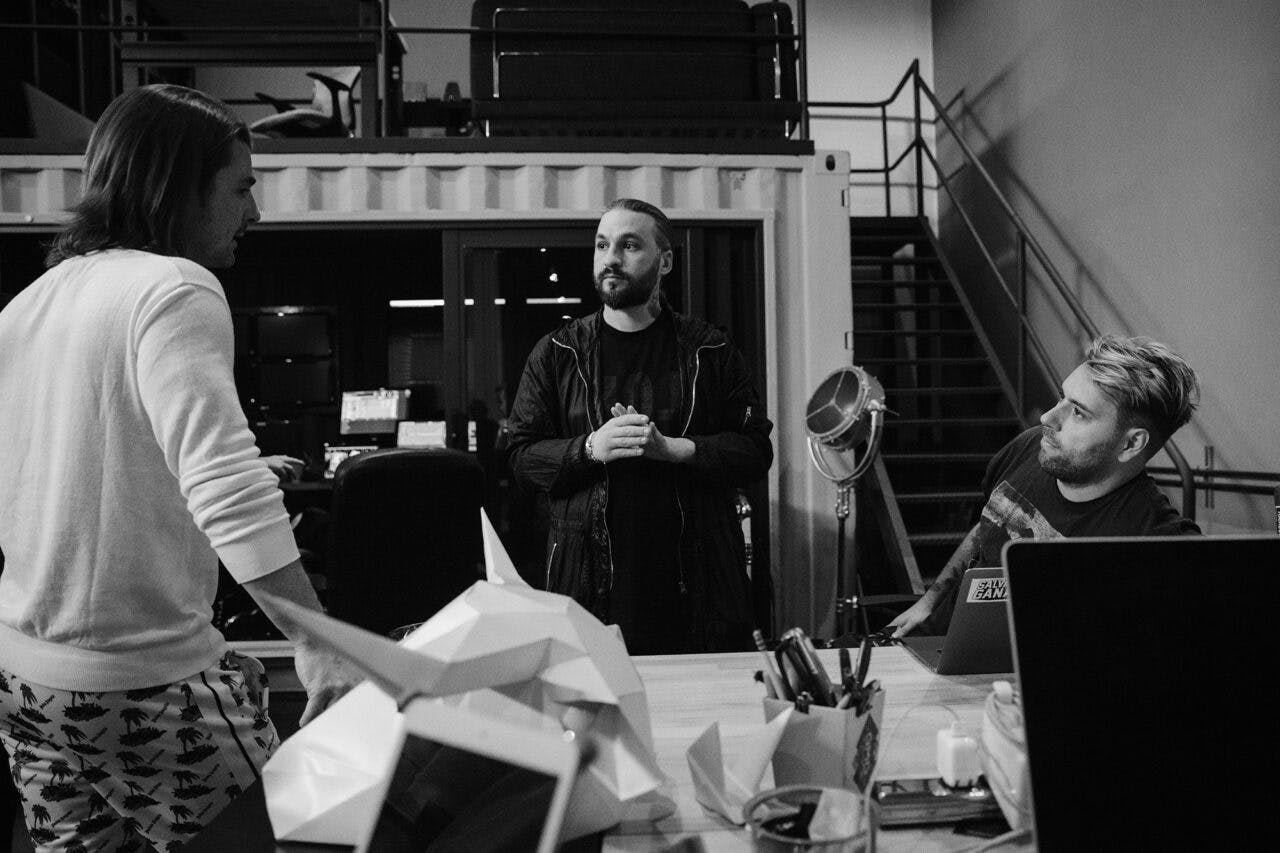Swedish House Mafia & Louis Vuitton-Designer arbeiten an Merch!