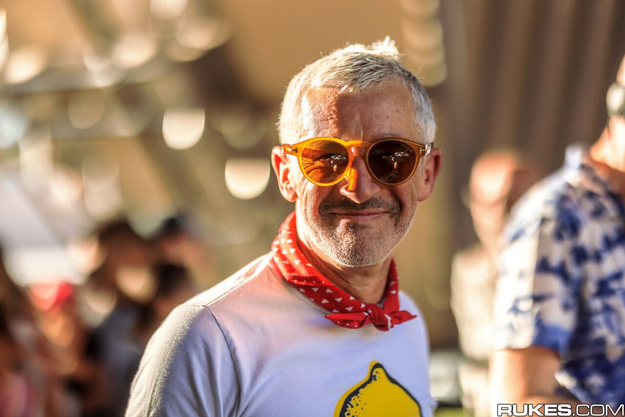 Tony McGuinness von Above & Beyond veröffentlicht 30 Jahre altes Rock ...