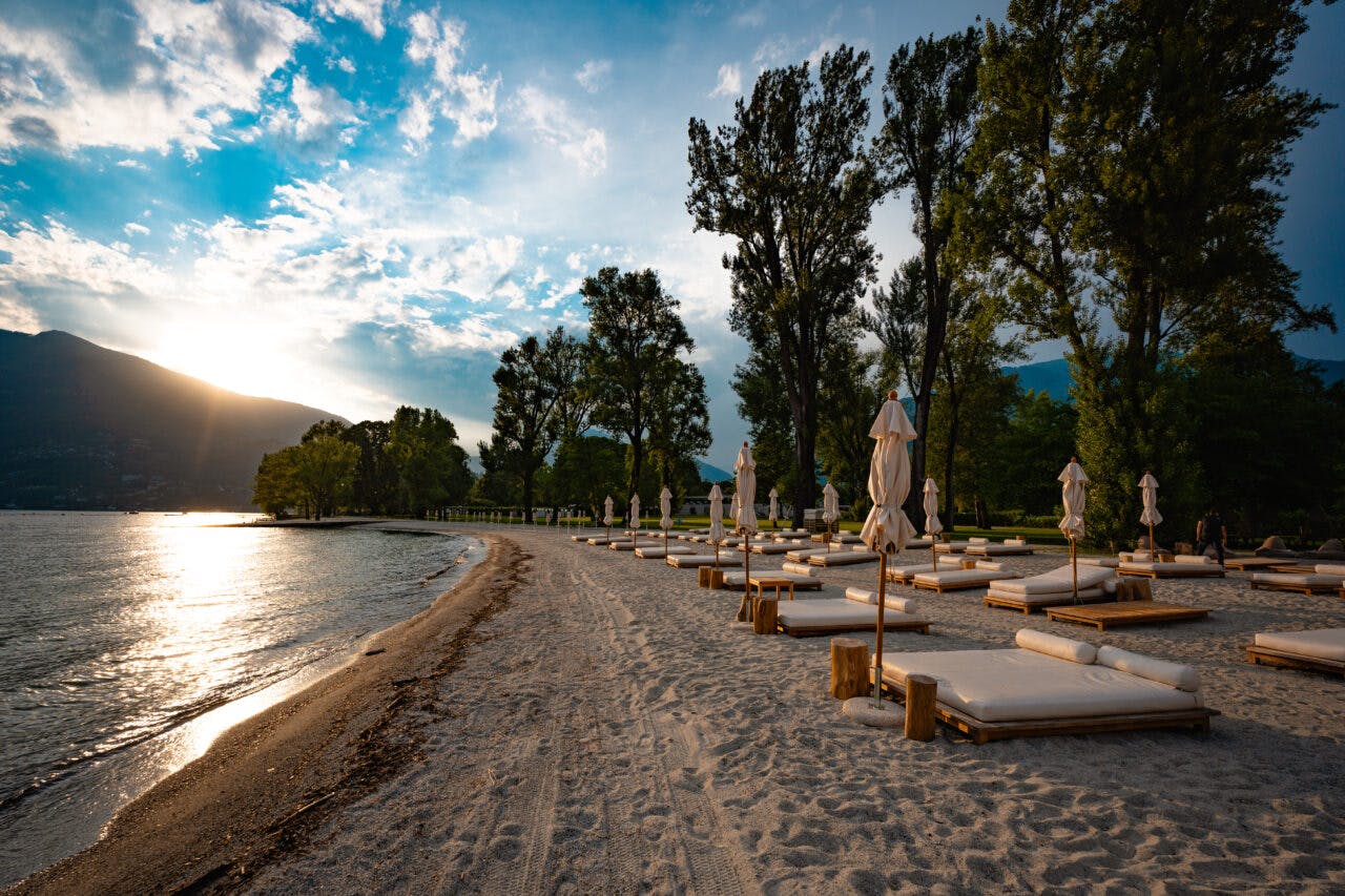 Vom Winterwunderland zum Sommerparadies: Das SunIce Festival am Lago Maggiore