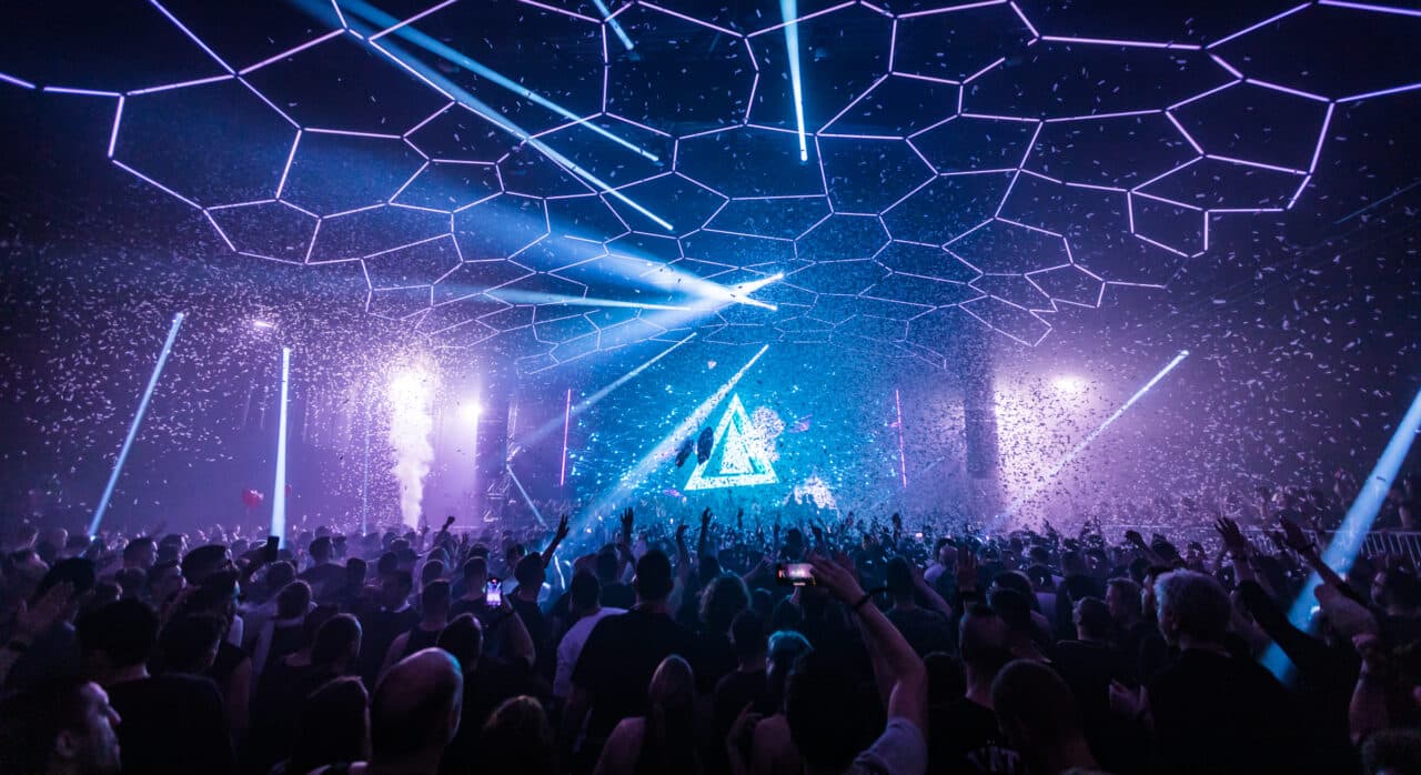 Drei Bühnen, 24 Stunden Techno: Time Warp feiert Premiere in Los Angeles