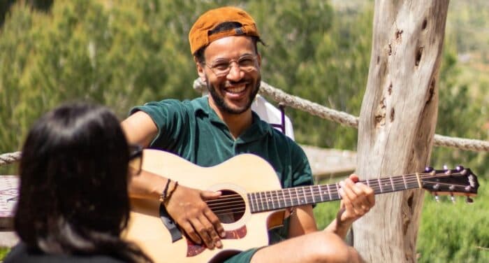 European Sync Camps: Wie aus Ibiza ein kreativer Knotenpunkt für Musik & Marken wurde