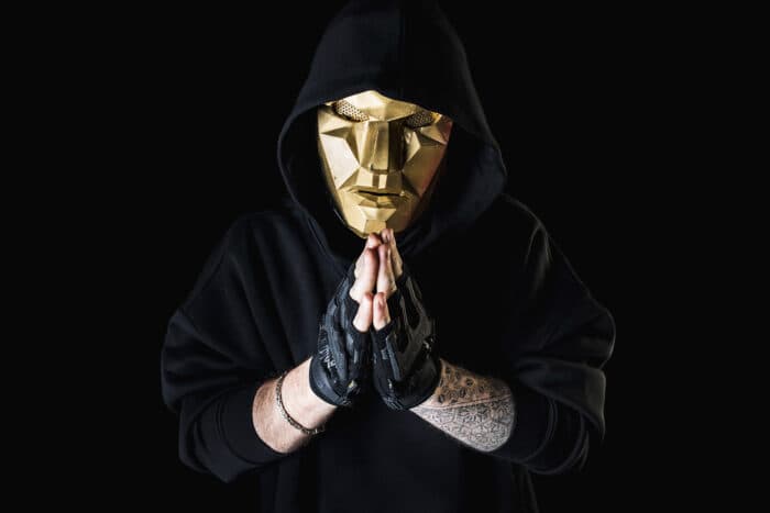 CARV veröffentlicht Statement und kündigt Pause an: „Ich war untreu“