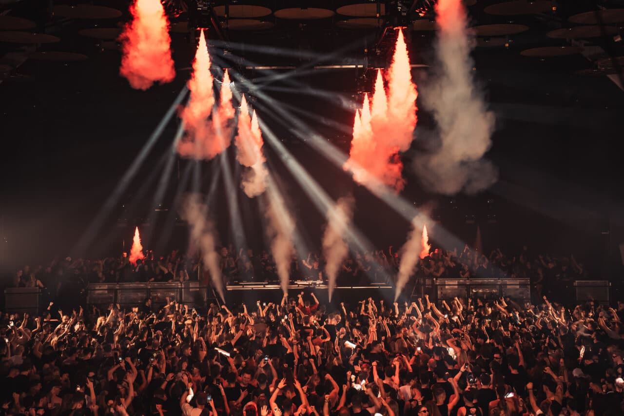 Vom kleinen Club in die große Halle: AUF’M RAVE goes Arena