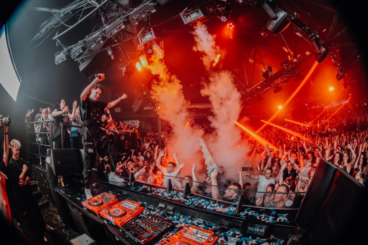 Tanz in den Mai im Bootshaus: Loonyland übernimmt alle Floors