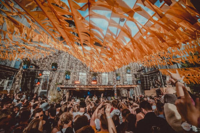 Sven Väth, Joseph Capriati, Loco Dice & Co. steuern den Hafen 49 in die Open-Air-Saison 2026