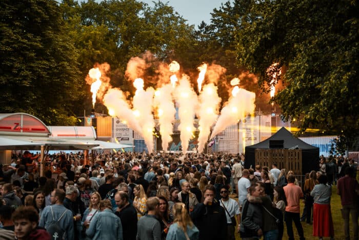 SUN SWING Festival 2026: Elektronische Beats und Freibadfeeling in Harsewinkel