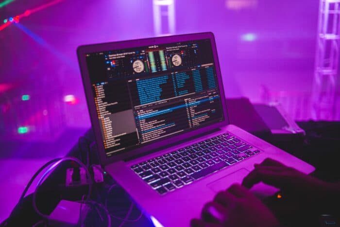 Der Mensch muss den Takt angeben: Beatport verbannt KI-generierte Musik