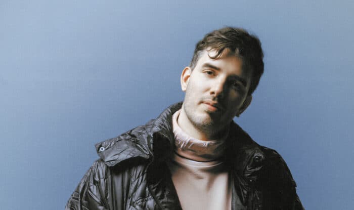 Netsky stellt die Zeichen auf Neustart und legt mit „Feel Again“ los