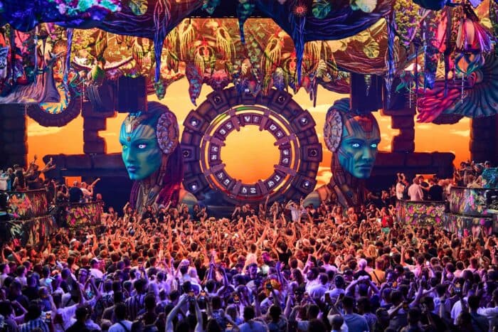 elrow pres. Nowmads